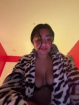 reinaass online show from April 3, 5:25 am