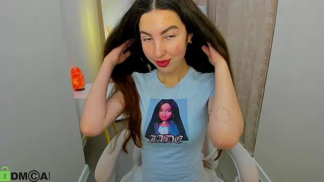 LiraRevery online show from December 5, 12:21 am