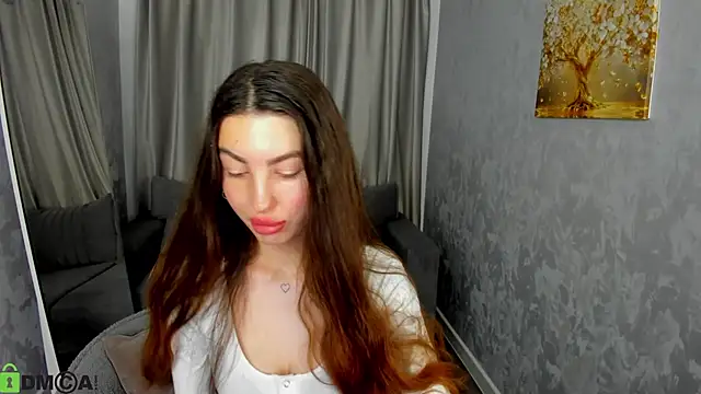 LiraRevery online show from December 4, 12:42 am