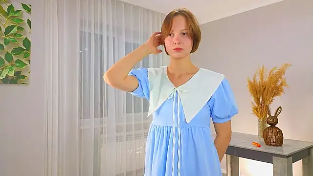 UmbraVelour online show from November 27, 4:40 pm