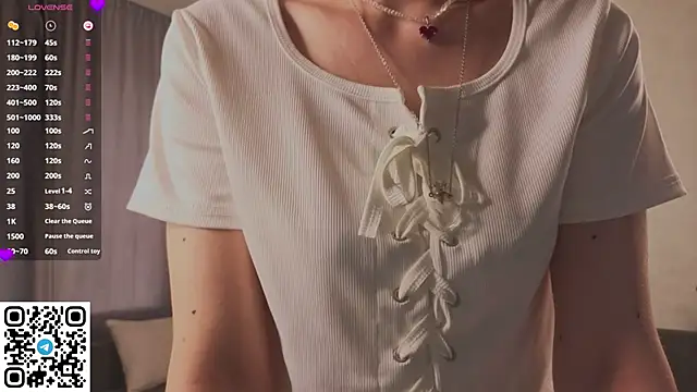 UmbraVelour online show from April 2, 12:56 pm