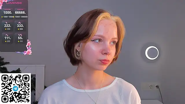 Snapshot of UmbraVelour chatting on January 13, 2:32 pm UmbraVelour online show from January 13, 2:32 pm