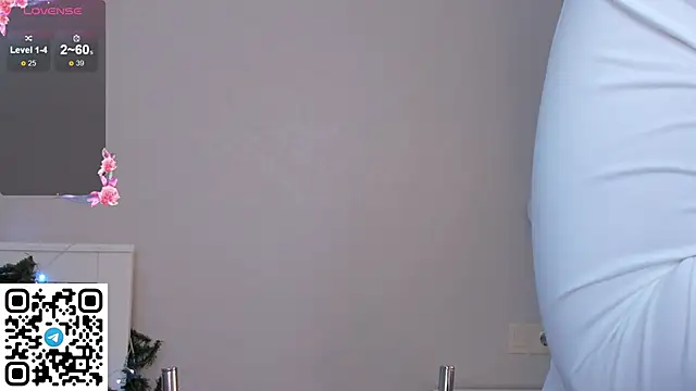 Snapshot of UmbraVelour chatting on January 14, 5:49 pm UmbraVelour online show from January 14, 5:49 pm