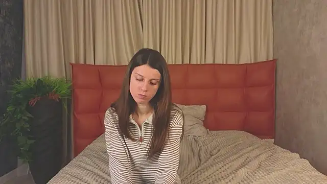 VelvetNyxen online show from January 7, 2:11 pm