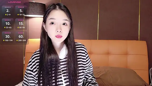 mammam520 online show from December 19, 2:30 pm