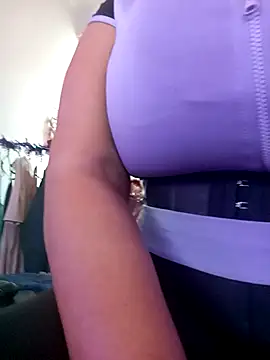 LaReineCleo online show from November 29, 8:14 am