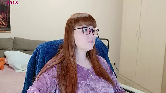 Snapshot of Foxy-lady chatting on April 23, 1:24 pm Foxy-lady online show from April 23, 1:24 pm