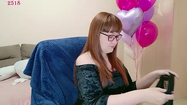 Snapshot of Foxy-lady chatting on May 31, 2:23 pm Foxy-lady online show from May 31, 2:23 pm