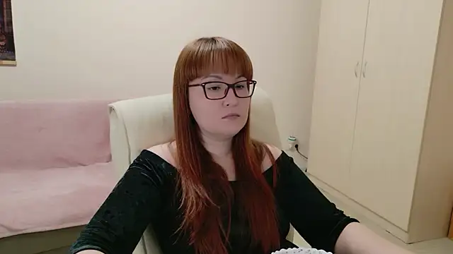 Foxy-lady online show from December 4, 11:48 pm