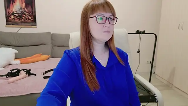 Foxy-lady online show from October 19, 8:39 am