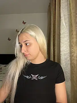 Kylie One online show from December 3, 6:51 pm