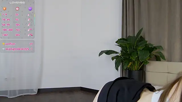 NicoletteBean online show from February 19, 6:54 am