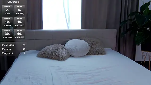 NicoletteBean online show from March 27, 8:26 am