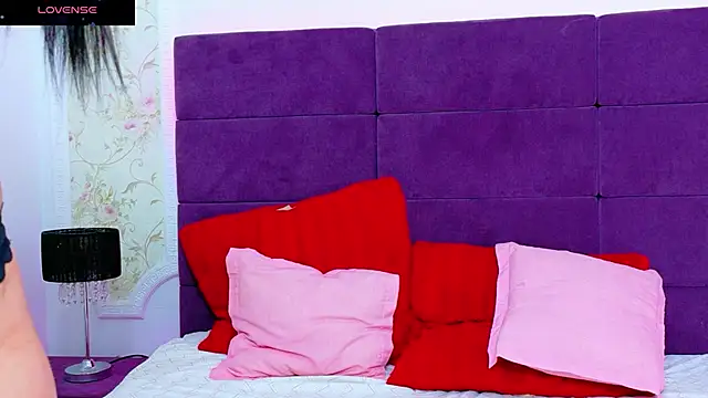 AlissaDrake  online show from November 19, 5:18 am