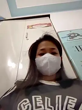 PamPii2x online show from April 9, 1:50 pm