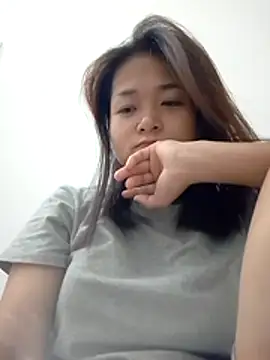 PamPii2x online show from May 6, 9:52 pm