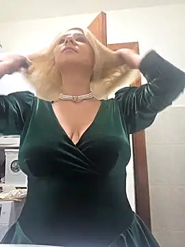 KaylinJan online show from March 21, 5:08 am