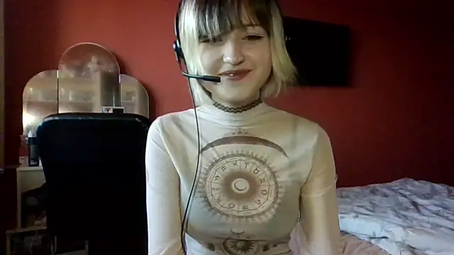 Snapshot of SkylaPorter chatting on November 21, 11:31 am SkylaPorter online show from November 21, 11:31 am