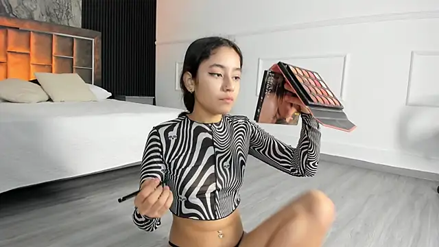 Littleannyy online show from January 8, 12:11 pm