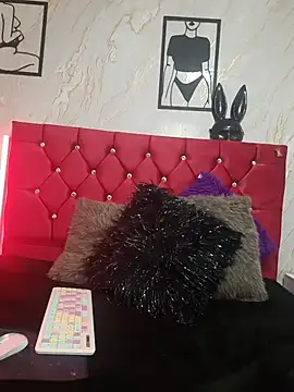 Miabellaksh online show from November 18, 1:47 pm