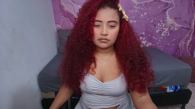 Snapshot of crespa_latin chatting on February 11, 1:05 am crespa latin online show from February 11, 1:05 am