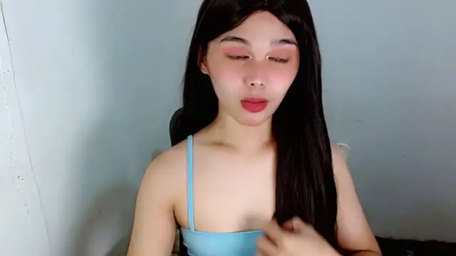 sluttyLeila online show from December 4, 11:48 pm