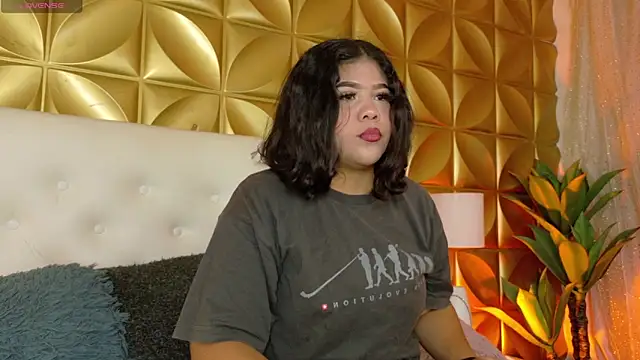 Amanda Mooree online show from April 10, 4:08 am