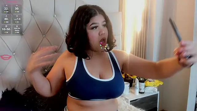 Amanda Mooree online show from March 17, 4:48 am