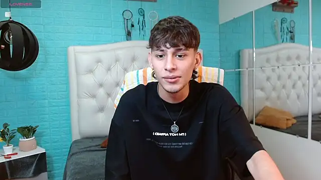 DraxBlade09 online show from May 15, 7:56 pm