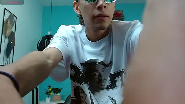 DraxBlade09 online show from March 18, 7:59 pm