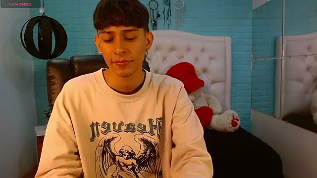 DraxBlade09 online show from February 26, 2:06 pm