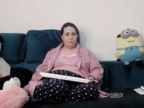 EmilyJenner online show from March 5, 7:10 pm