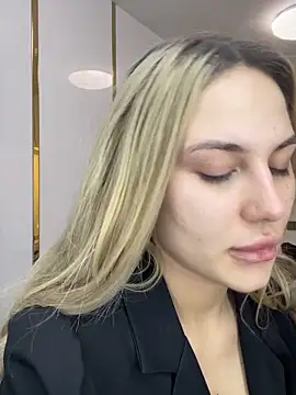 Snapshot of Chloe_GraceeX chatting on February 27, 5:46 pm Chloe GraceeX online show from February 27, 5:46 pm