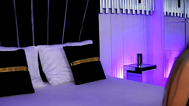 Chloe GraceeX online show from December 5, 11:42 am