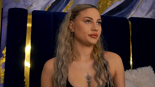 Chloe GraceeX online show from January 11, 9:44 pm