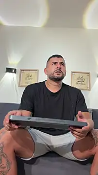 david10kc online show from April 1, 1:30 am