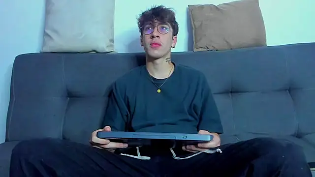 Dio  morningstar online show from December 20, 12:30 pm