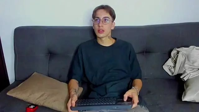 Dio  morningstar online show from December 5, 12:26 pm