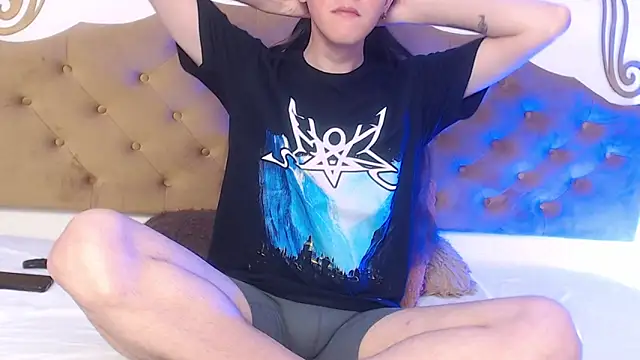 abysskingg online show from April 18, 12:29 pm