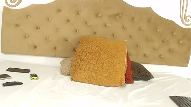 abysskingg online show from March 7, 12:32 pm