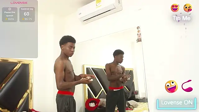 NoahJhonson69 online show from March 25, 11:42 am