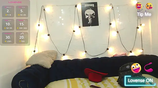 NoahJhonson69 online show from February 19, 11:40 am