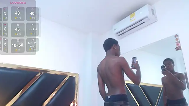 NoahJhonson69 online show from January 9, 2:35 pm