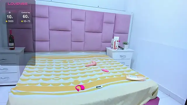 NoahJhonson69 online show from December 2, 6:53 pm