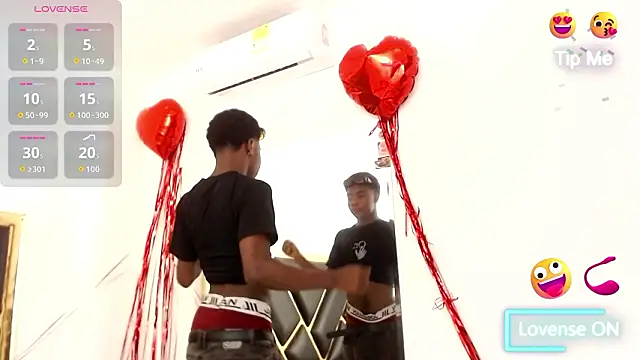 NoahJhonson69 online show from March 17, 4:32 pm