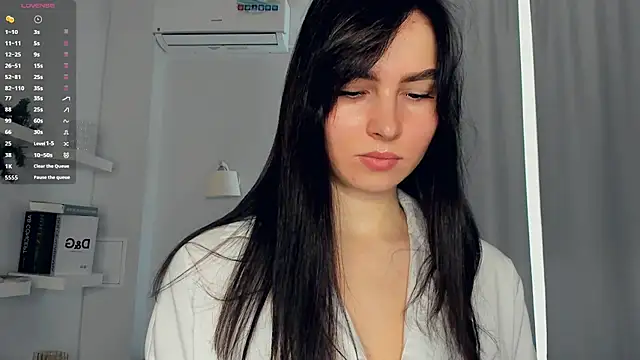 FeliciaKogen online show from March 11, 7:02 am