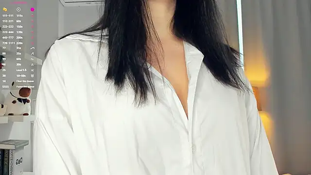 Snapshot of FeliciaKogen chatting on February 10, 7:07 am FeliciaKogen online show from February 10, 7:07 am