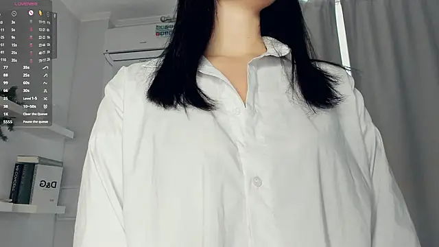 Snapshot of FeliciaKogen chatting on March 3, 7:15 am FeliciaKogen online show from March 3, 7:15 am