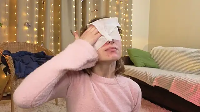 RozanneJordan online show from February 18, 5:09 pm