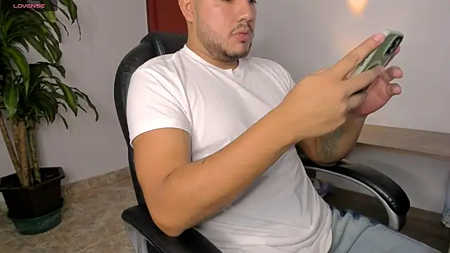 Mark  Brown online show from November 23, 4:44 am